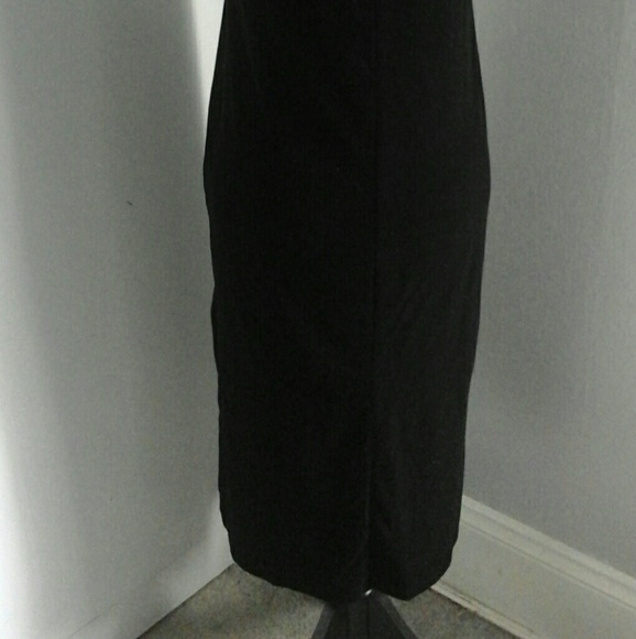 Velvet Dress - Picture 2 of 7